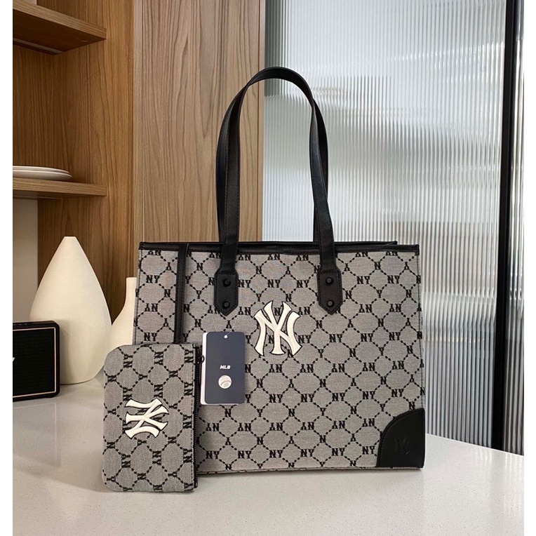 NEW MLB Grey Large Capacity Totebag Hyuna Style