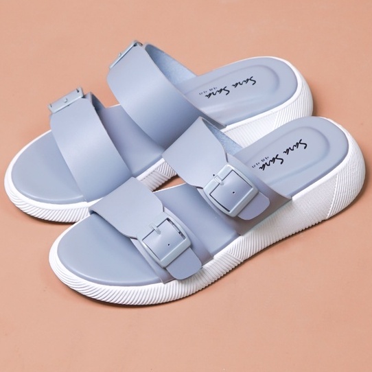 SARASARA YUK - Sandal Wanita Slop Casual Model Birken Sol Puyuh SARA SARA JEAN Sendal Selop Cewek Kulit Santai Strap Gesper Ban dua Empuk lucu Size 36 37 38 39 40 Warna Blue Biru Soft Anti Slip Original Kekinian Terbaru Shoes ORI Mall Official Store