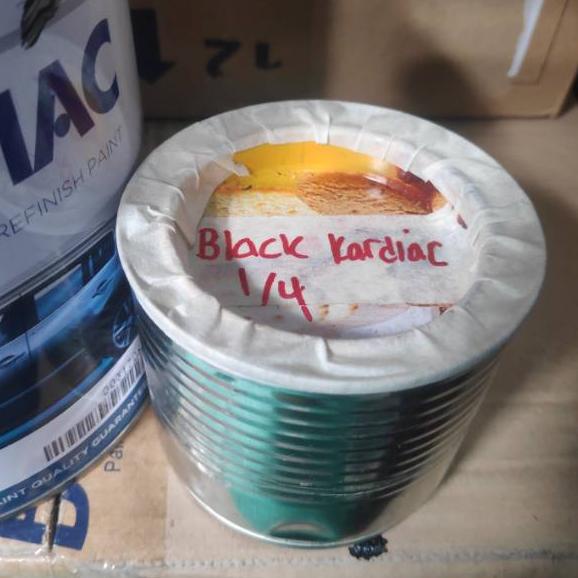 

Quality Control✅Kardiac black - cat hitam gloss 1/4|RA7