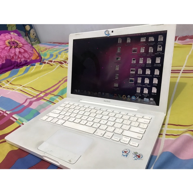 Macbook White Second/Bekas