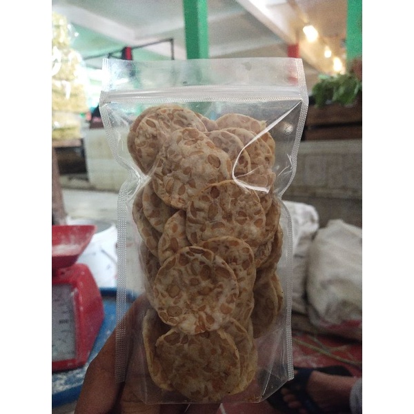 

Keripik Tempe Premium Homemade 150 gr