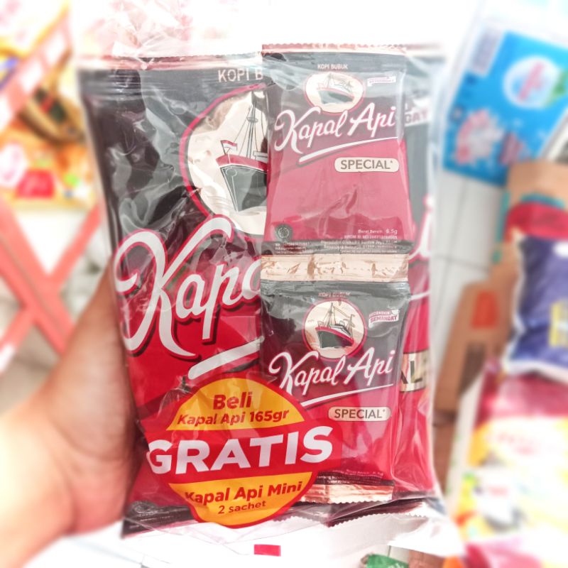 

Jingga® Kopi Kapal Api Special 165gr