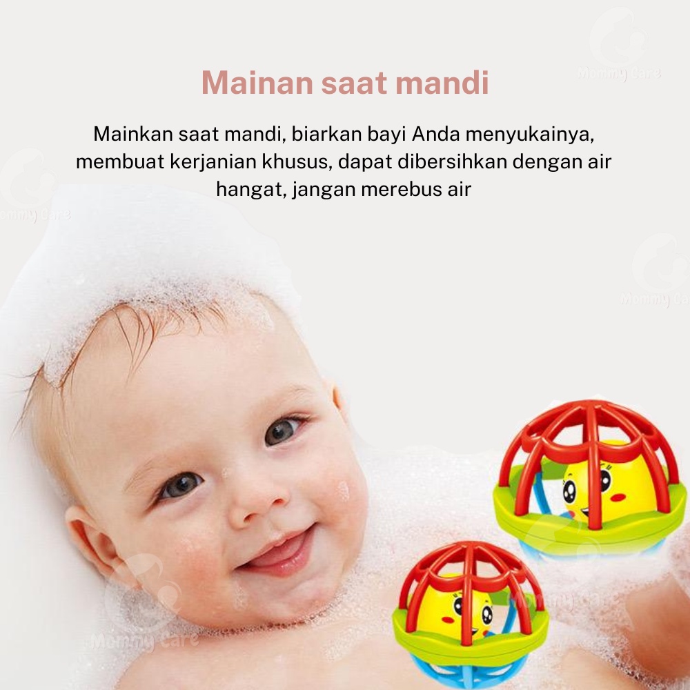 MOMMYCARE MAINAN BAYI BOLA PUTAR RATTLE TEETHER BAHAN PLASTIK LEMBUT DENGAN SUARA KERINCINGAN