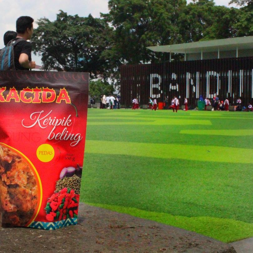 

CSs9S3e--Keripik Kaca Beling KACIDA PEDAS 100 gram Nomer 1 dari Bandung