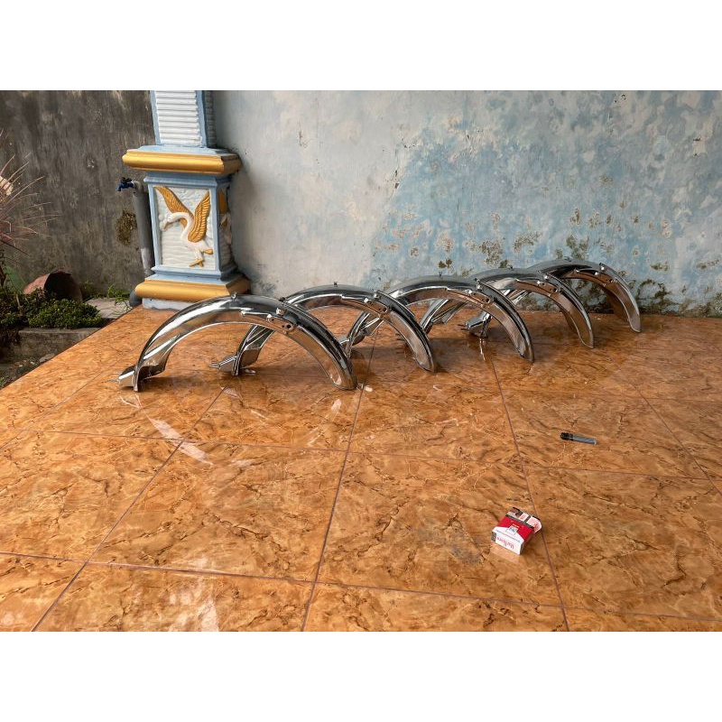 slebor spakbor CB 125  import US cromm