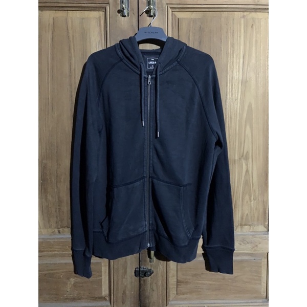 hoodie zipper gap second