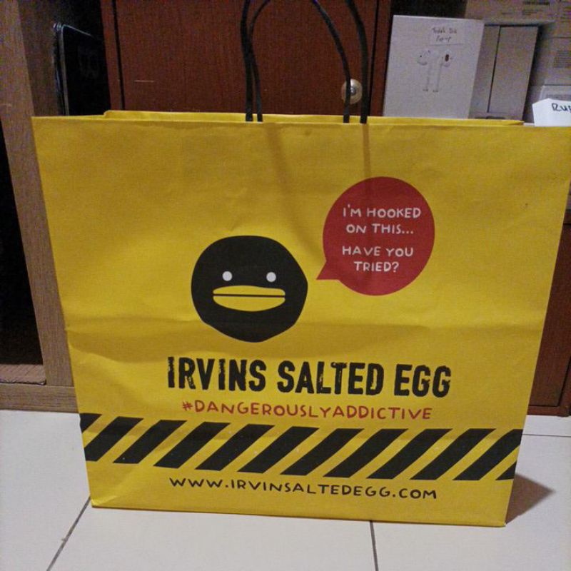 

IRVINS SALTED EGG paper bag