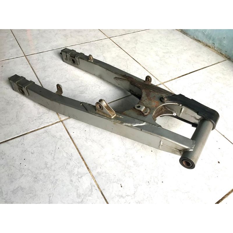 SWING ARM ORIGINAL NINJA SS/R