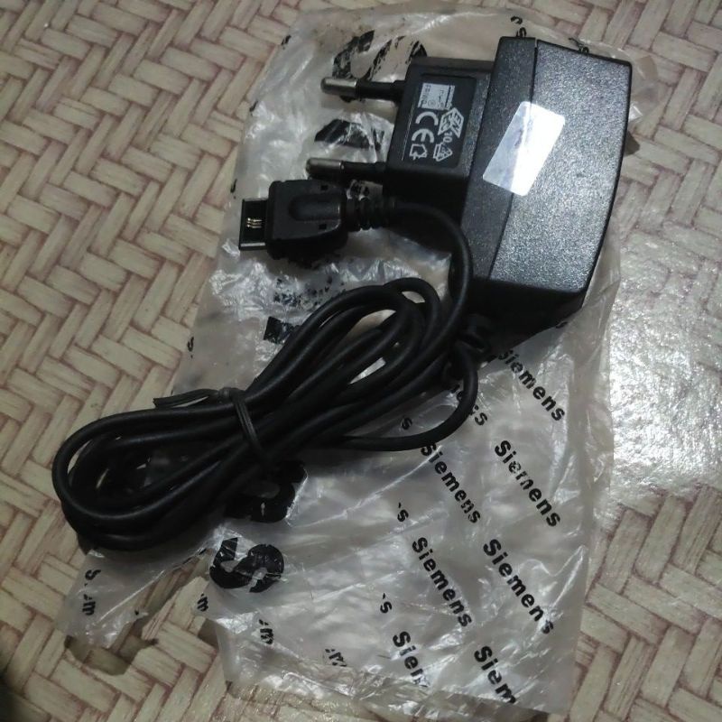 CHARGER SIEMENS A31, S 68, AF51, C81, EF81, EL71