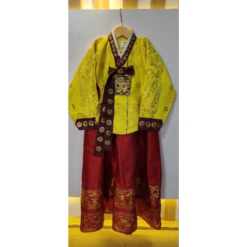 Royal hanbok anak