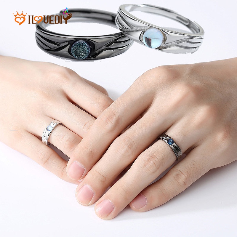 Cincin Model Terbuka Dapat Disesuaikan Aksen Moonstone Angel Devil Untuk Pria Dan Wanita