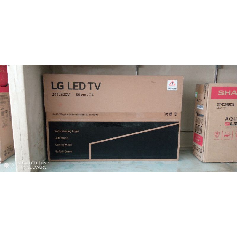 TV LED LG 24"