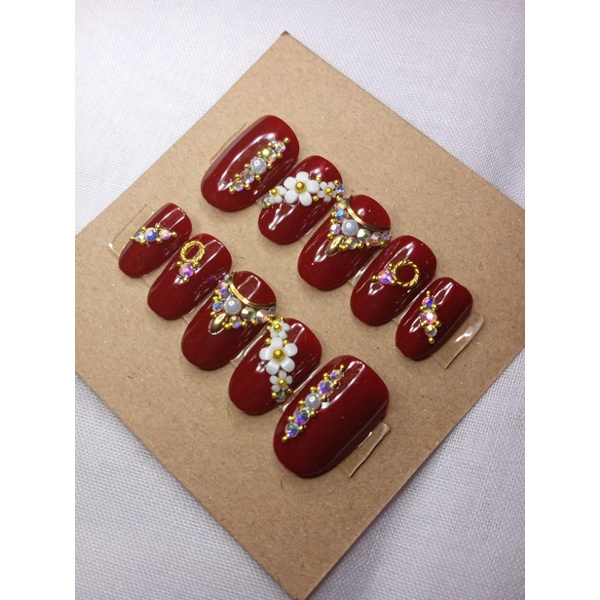 NAIL ART WEDDING MAROON