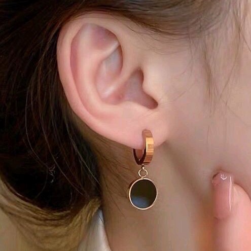 GG Anting Jepit Bulat Hitam polos Titaniumk#AT-JBH