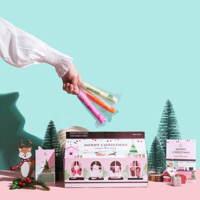 

STICKME Christmas Hampers