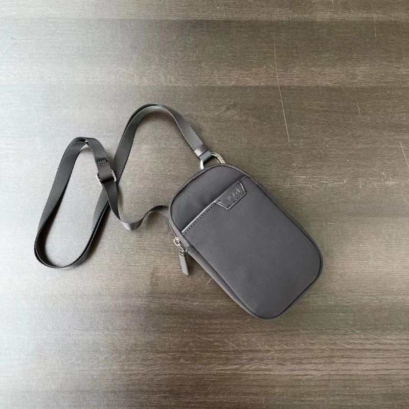 tas hpo selempang tumi harrison beech small crossbody pouch mirror