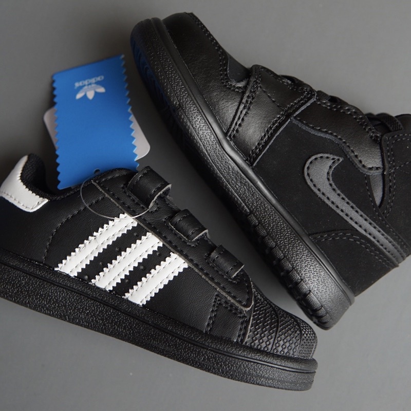 Sepatu sneaker anak anak unisex HITAM PUTIH KW SUPER import