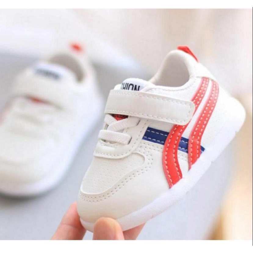 sepatu sneakers anak terbaru ys SI CS