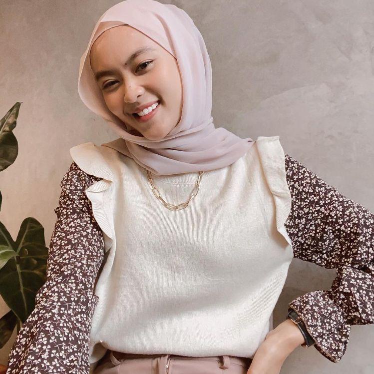 RTP.18Oc22ј ‣ MIDA KNIT BLOUSE