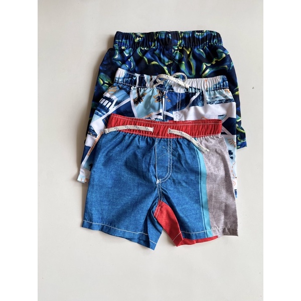 Celana pendek baby gap