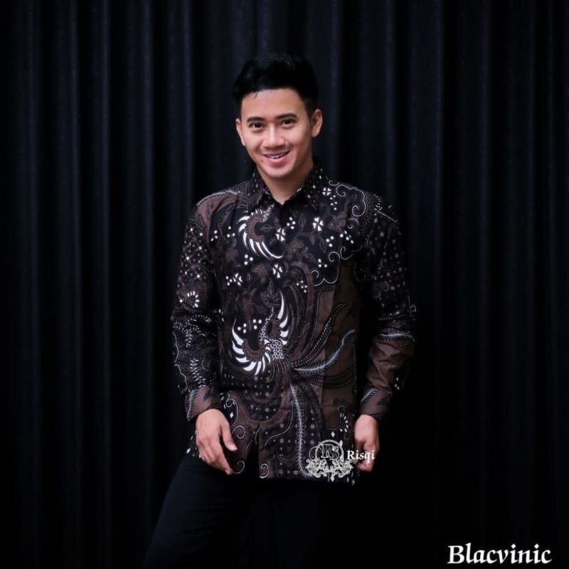 Batik Pria Lengan Panjang HRB026 motif KERATONAN Kode 002 size M L XL XXL Reguler