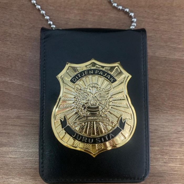 

DOMPET KTA, NAME TAG HOLDER JURUSITA PAJAK (KULIT OSCAR)