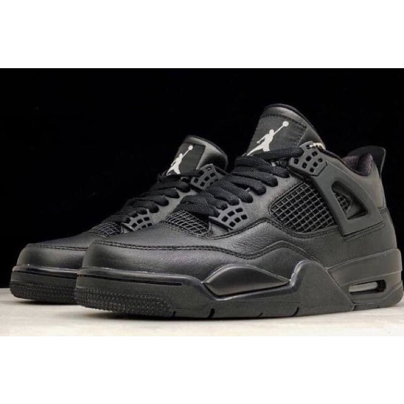 JORDAN 4 RETRO BLACK CAT GS / SEPATU JORDAN / JORDAN LIMITED EDITION / AIR JORDAN BAGUS / SEPARU AIR