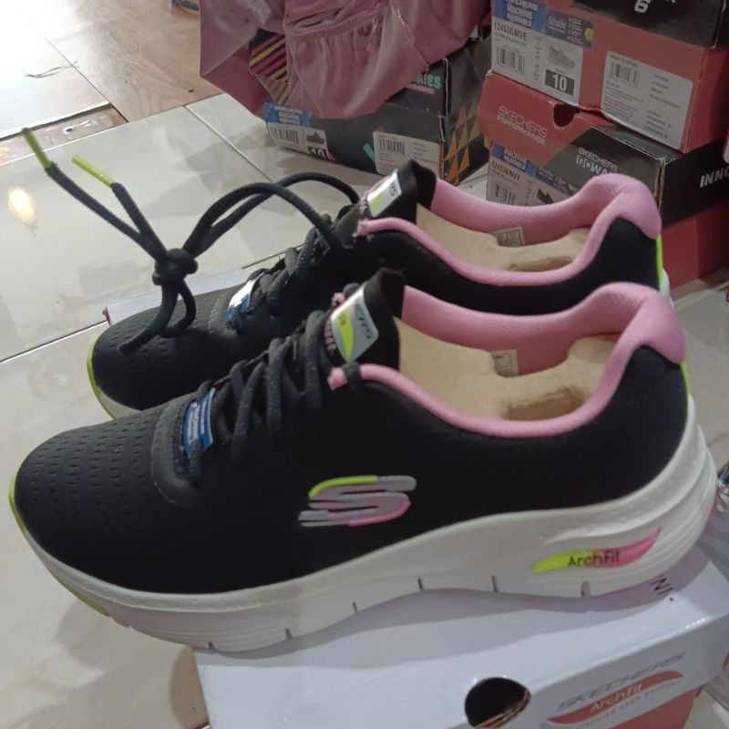 sepatu Skechers Infinity Cool 149722