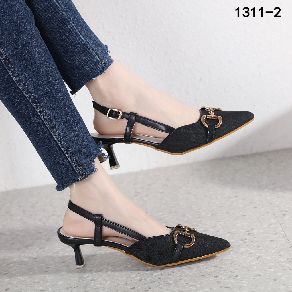 GC  Slingback Heels 1311-2