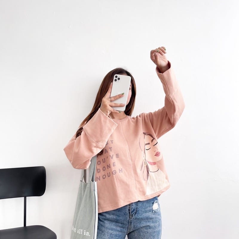 WOMAN TRUST CROPE SWEATER WANITA OVERSIZE BAHAN FLEECE