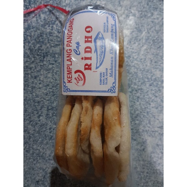 

Makanan Khas Lampung/Kemplang Khas Lampung Enak dan Gurih Merk Ridho