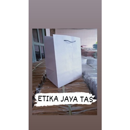 PAPER BAG/ TAS KERTAS HITAM 20X25