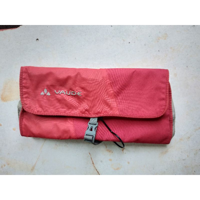 TAS TEMPAT PERLENGKAPAN MANDI VAUDE / TAS MANDI BUKAN EIGER