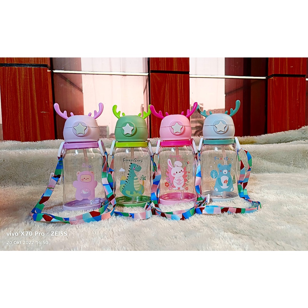 BOTOL JERAMI ANAK/botol Kartun 350/450 ML/Botol Minum Anak/Karakter rabbit Bear Tutup Clip/ import