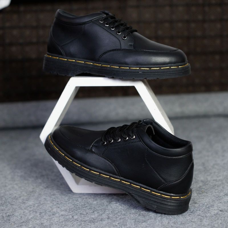 ROYAL Sepatu Formal Pria Pantofel Tali Hitam Pentopel Kerja Kantor Oxford Casual Modern Kulit Sintetis