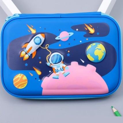

Pensil Case Tempat Pensil Astronot Kotak Pensil 3D Timbur Pencil Case Kado Anak