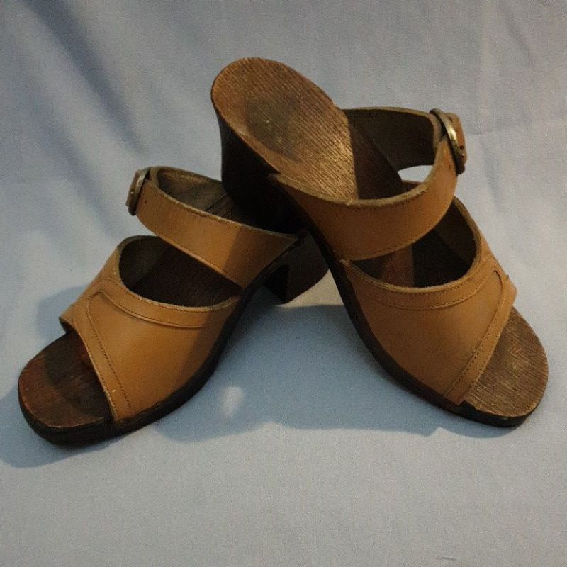 SANDAL SCHOLL PRELOVED