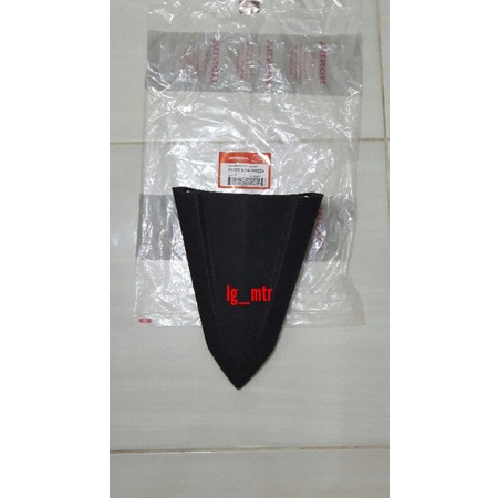 COVER FR TOP PANEL DASI TANPA DUDUKAN PLAT NOMOR BEAT LED DELUXE 2020 64302-K1A-M00ZA