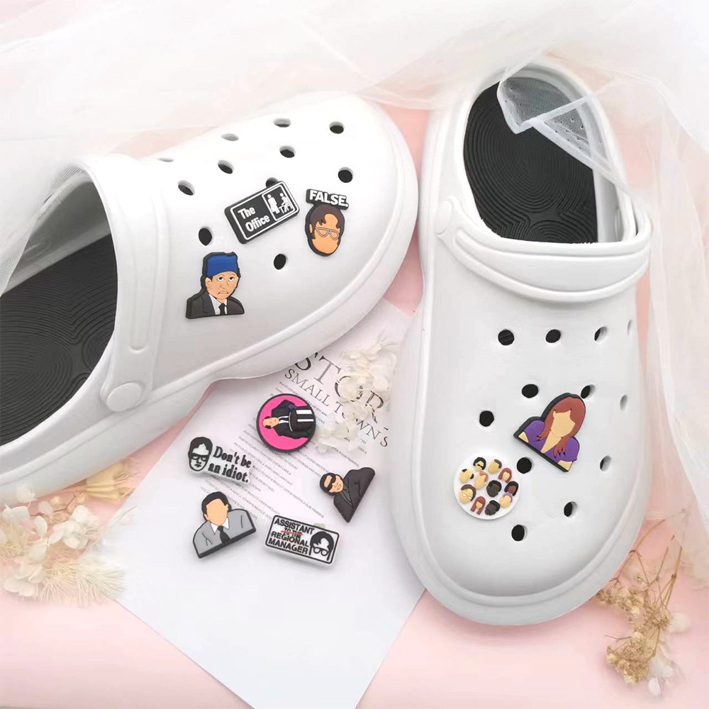 10pcs / set Charms crocs jibbitz Bahan PVC Untuk Aksesoris Sepatu Sandal Dewasa