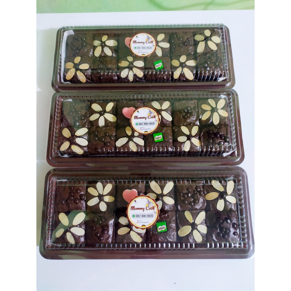 

Brownies Panggang Ukuran 30 x 10 cm