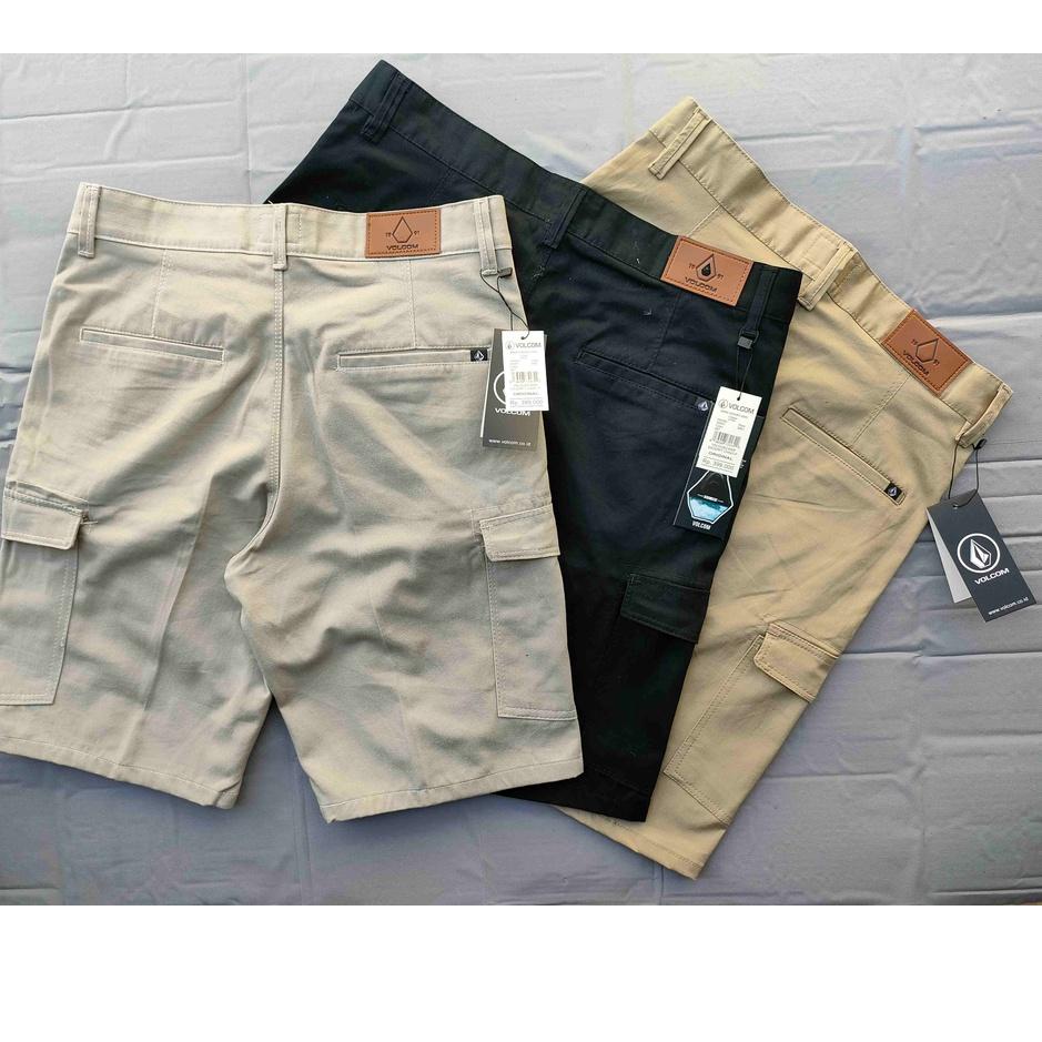 Rekomendasi CELANA CARGO PENDEK ATAS LUTUT VOLCOM ORI FULL ACC(GARANSI RETUR)LOGO VOLCOM
