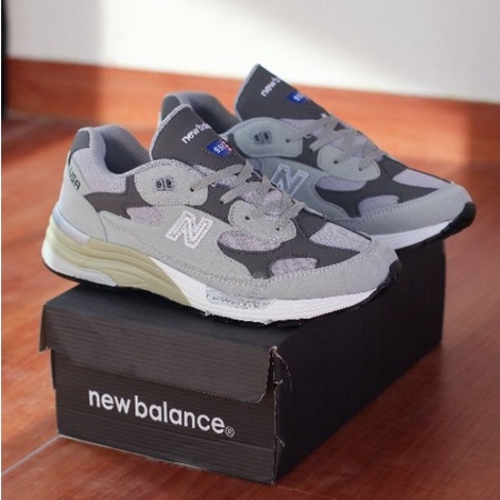 TOP SELLER NEW B 992 USA SEPATU PRIA LIMITED EDITION