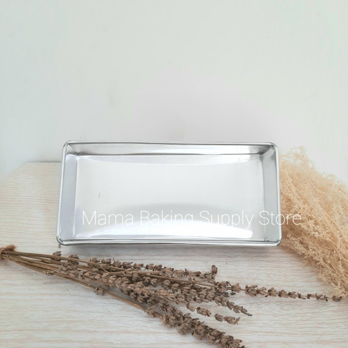 

Loyang Brownies Persegi Panjang Serbaguna Roti Kue 22x10x4 cm