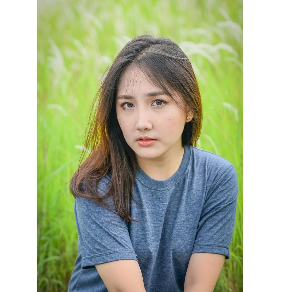 BRM.18Oc22м ‣ Kaos Polos Wanita Kaos Wanita Kaos Oblong Kaos Putih polo Kaos Hitam Polos Kaos Cewek 