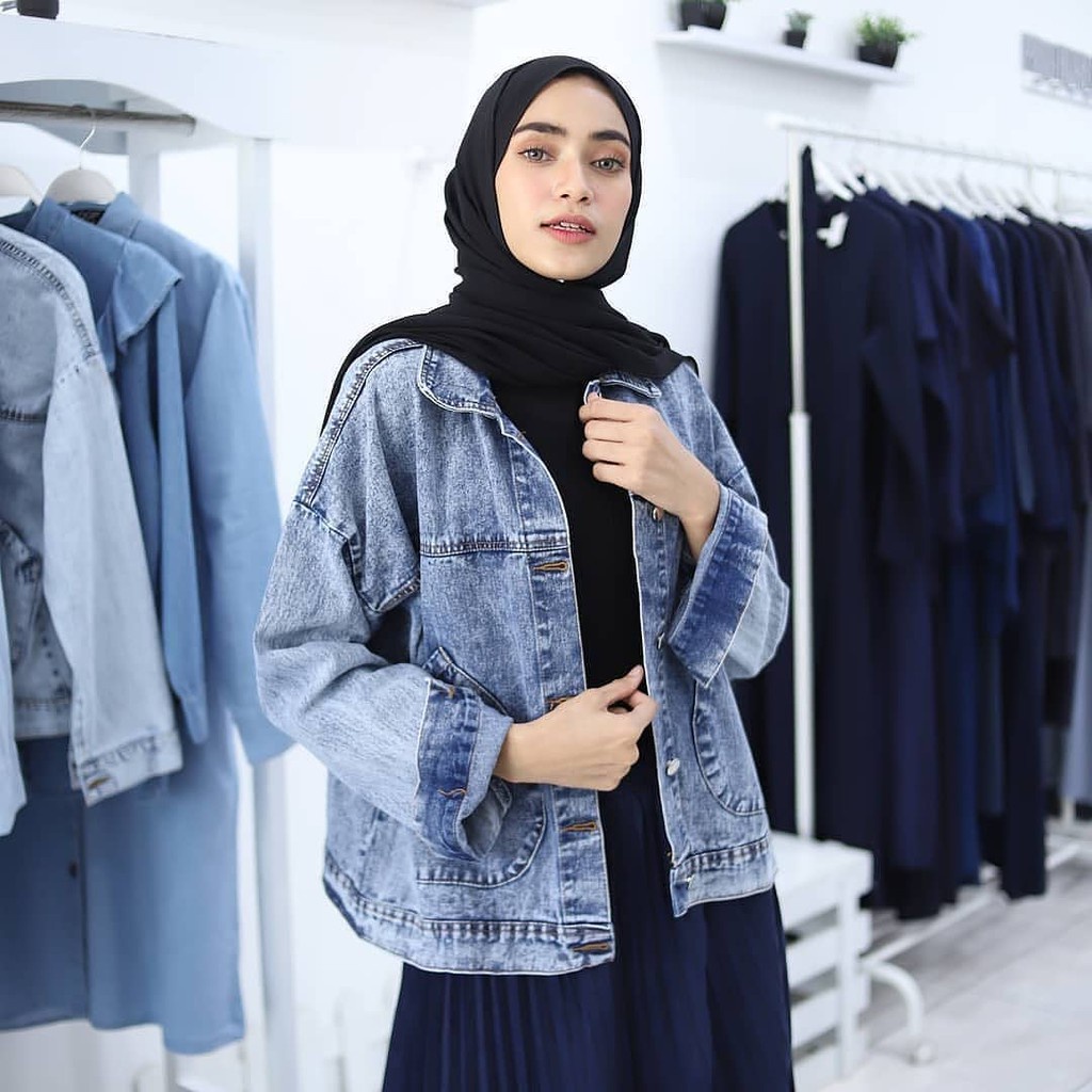Oversize Jacket Denim Wanita Saku Bulat - Dora Denim Jacket