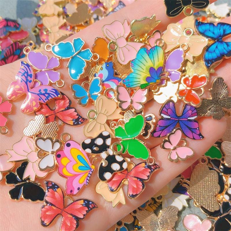 4pcs Liontin Kalung / Gelang / Anting Bentuk Kartun Butterfly Bahan Alloy