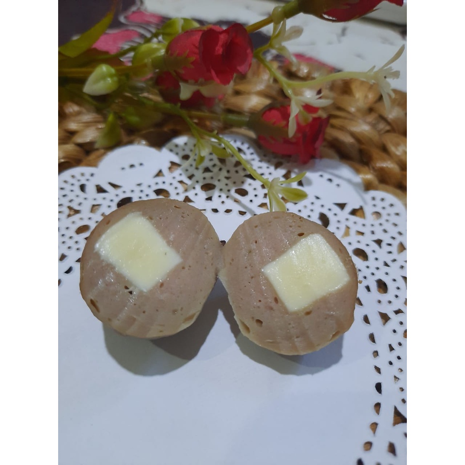 

Chen's Kitchen Bakso Keju, 100% Daging Sapi Resep Warisan Keluarga