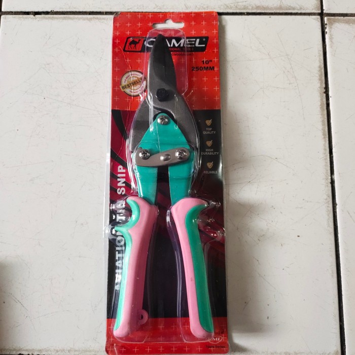 

Produk Unggulan Gunting Hollo / Baja Ringan Camel Bergaransi