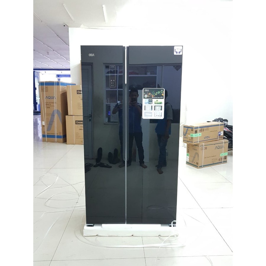 KULKAS GEA 472 BLACK GLASS LEMARI ES 2 PINTU 472BLACK 472 SIDE BY SIDE