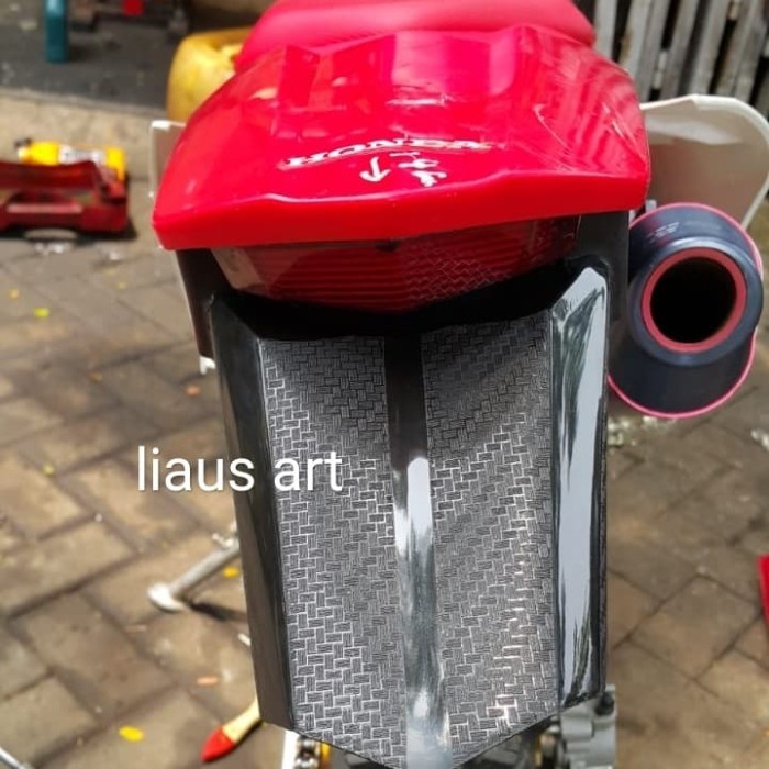 spakbor belakang crf plus lampu